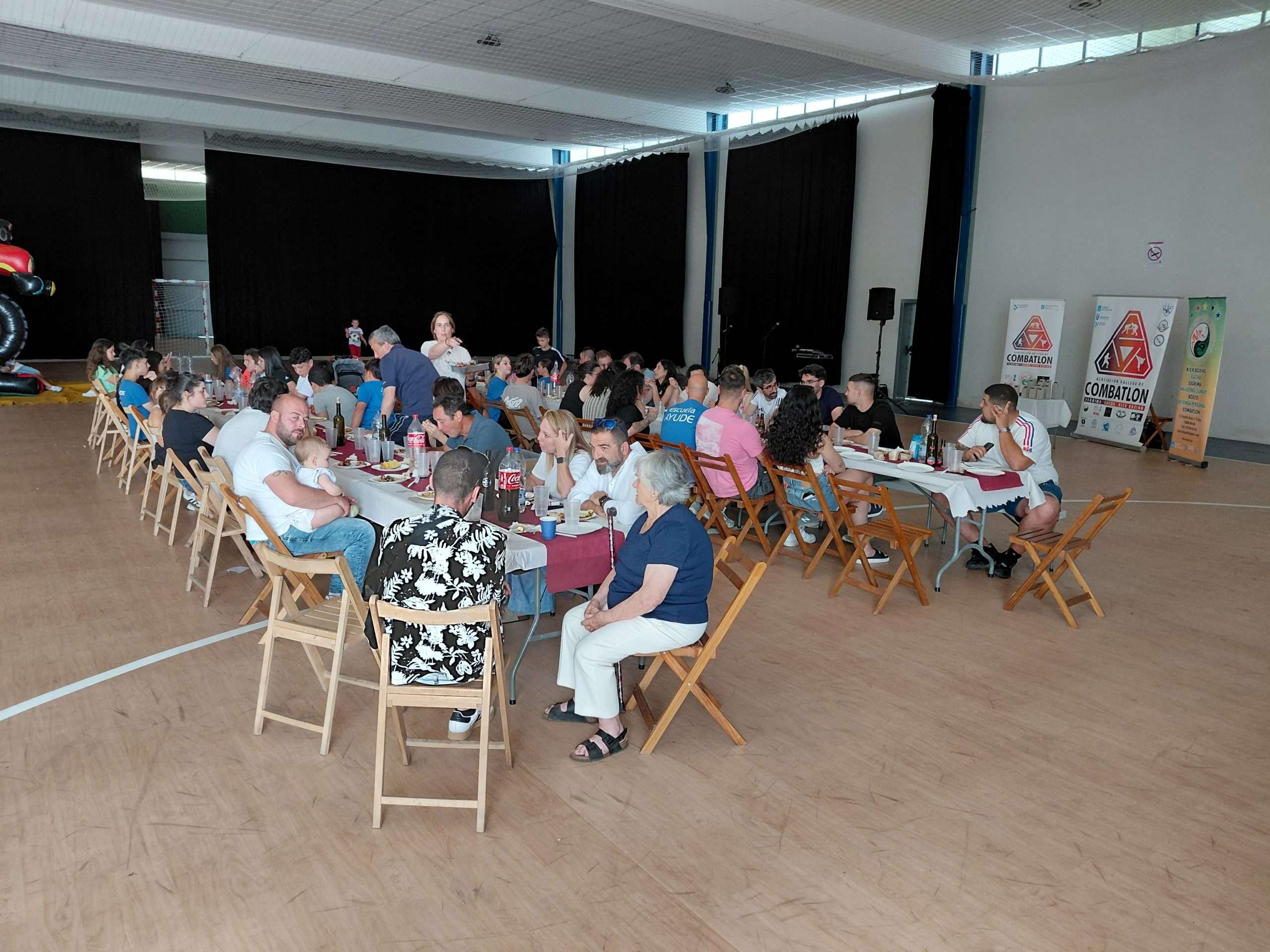 Deportista e familias gozaron da festa de fin de tempada da Escola Ayude do Concello de Santiso
