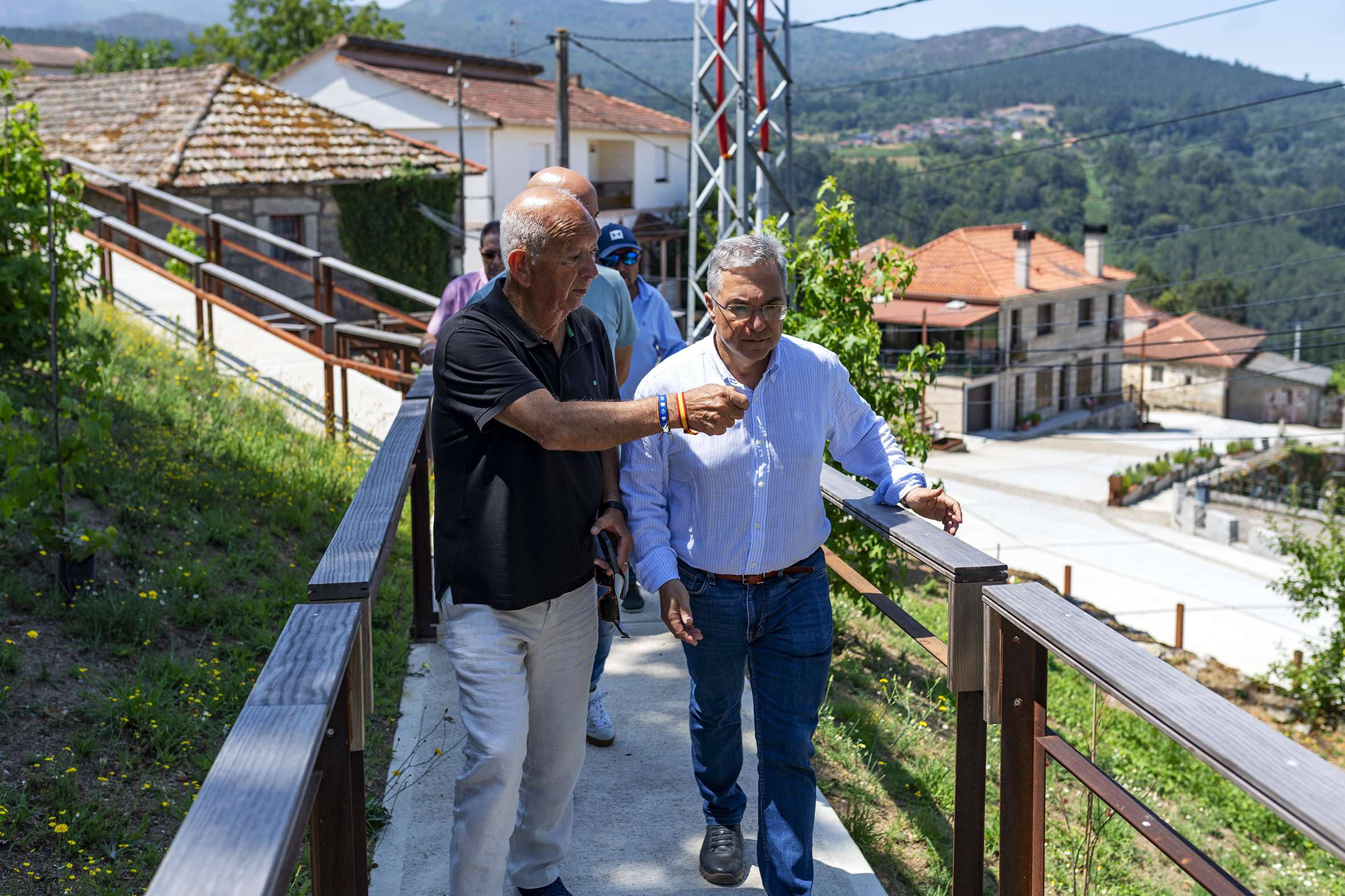 O presidente da Deputación de Ourense e o alcalde de Quintela de Leirado salientaron a cooperación entre as administracións.