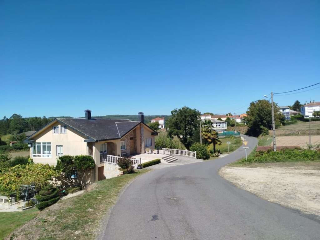 Arzúa leva o saneamento a Outeiro cun investimento de preto de 185.000 euros