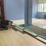 San Sadurniño instalou tarima flotante nas aulas de Infantil, entre outras melloras.